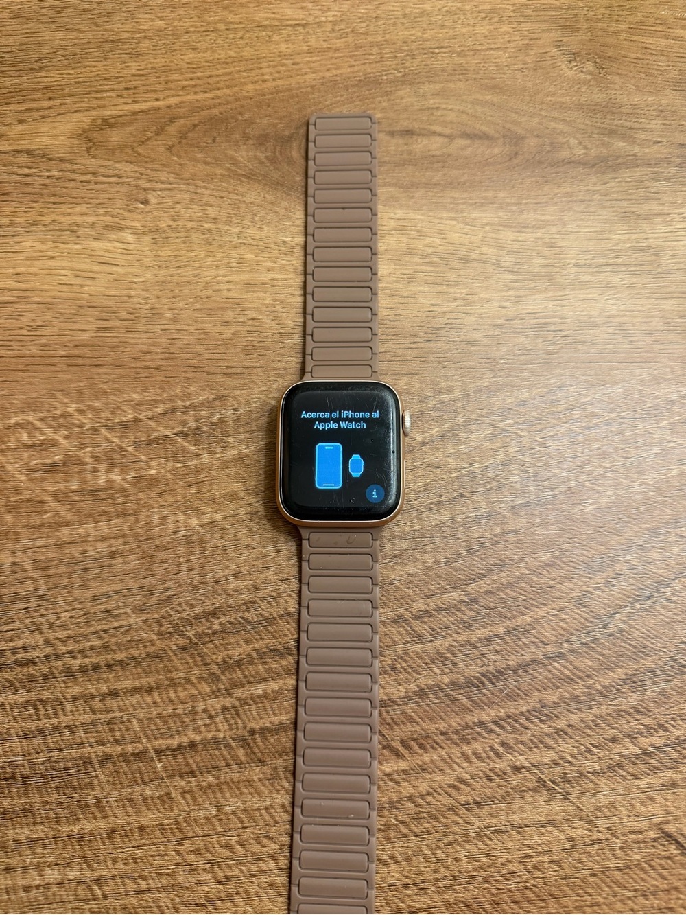 Apple Watch Series 5 44mm GPS rose gold with magnetic band